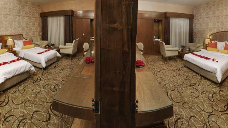 اتاق کانکت چهار تخته هتل پردیسان مشهد